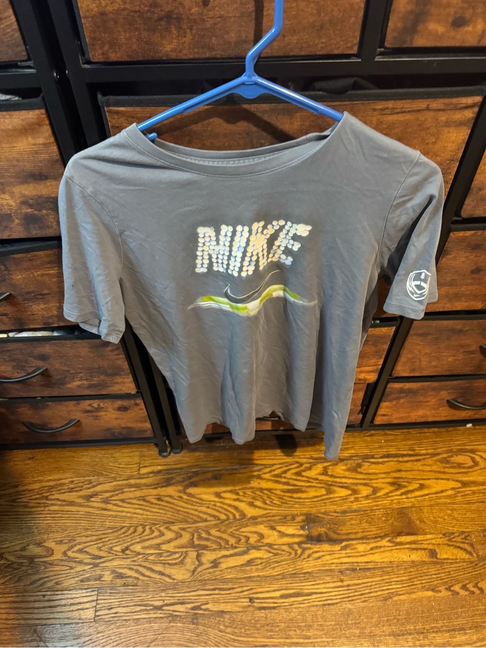Nike Gray Short-Sleeve Tee with White Dot Logo and Yellow-Green Accent